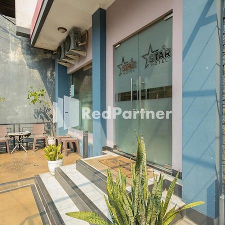 Star Hotel Jaksa Mitra Reddoorz Jakarta Luaran gambar