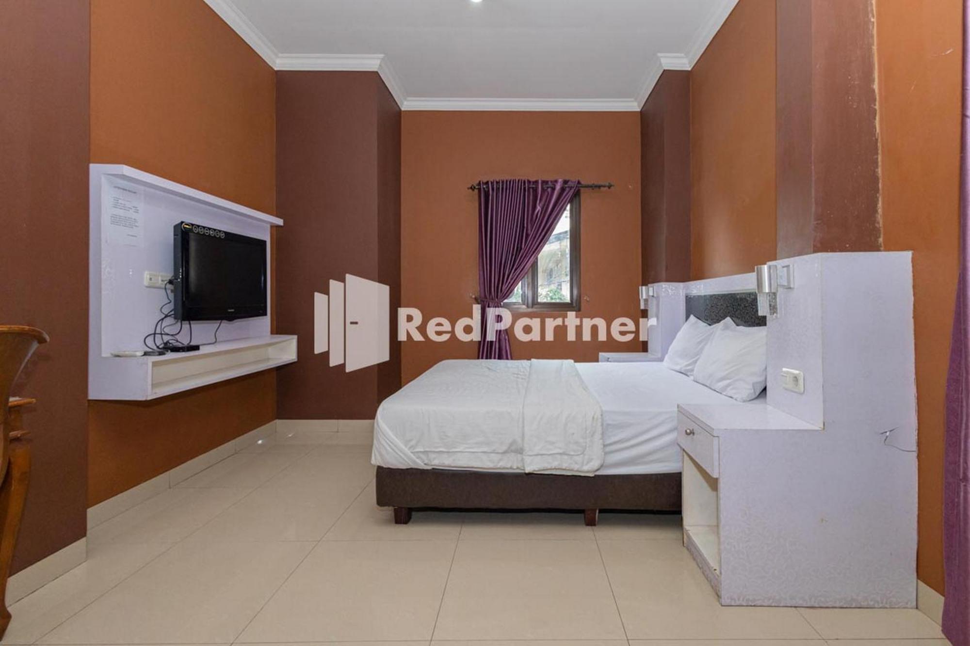 Star Hotel Jaksa Mitra Reddoorz Jakarta Luaran gambar