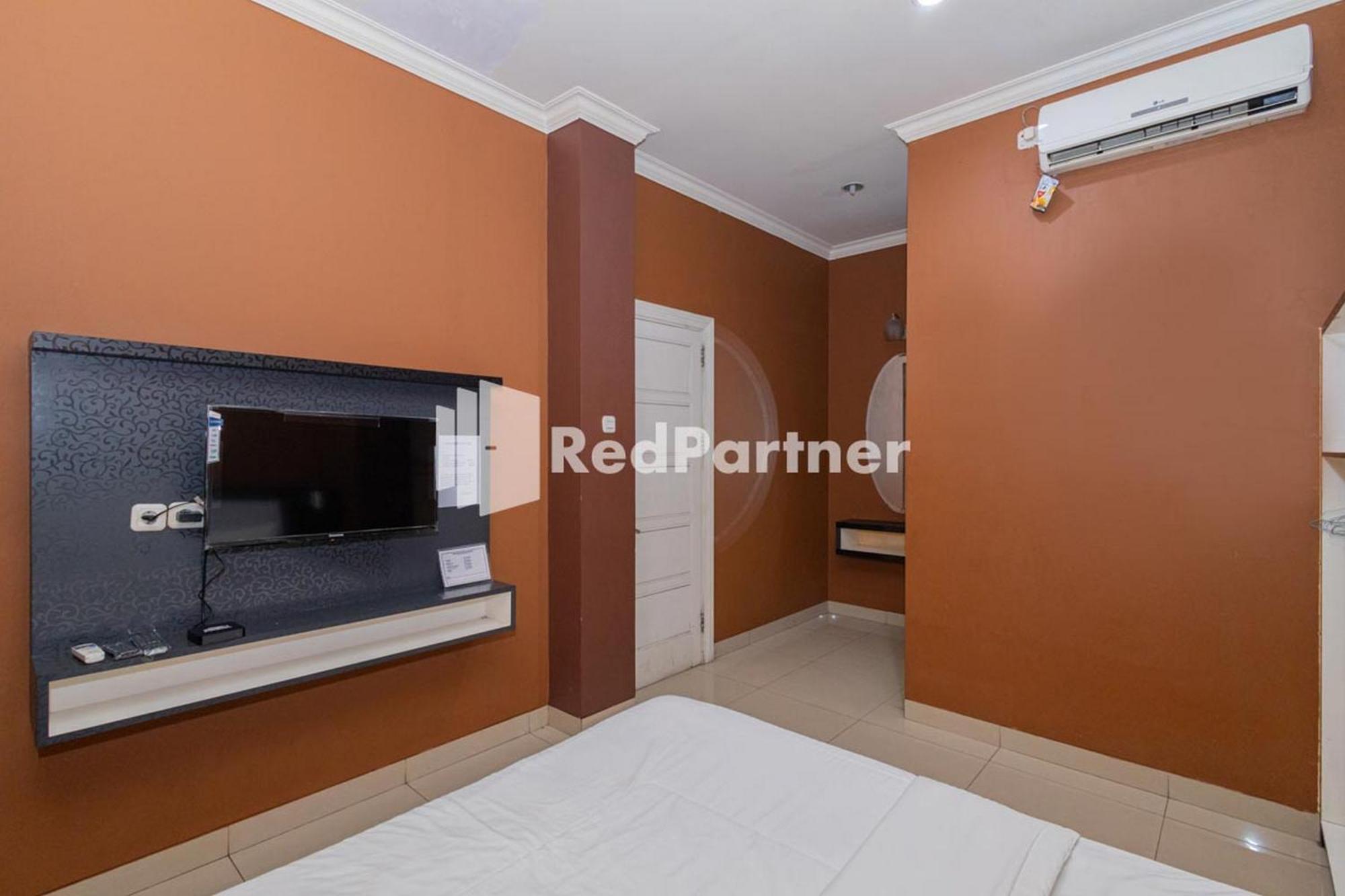 Star Hotel Jaksa Mitra Reddoorz Jakarta Luaran gambar